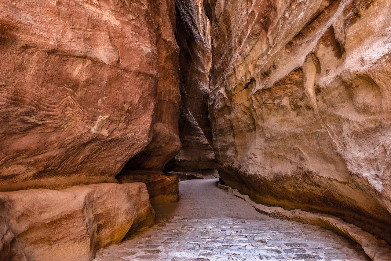Al siq canyon-Petra